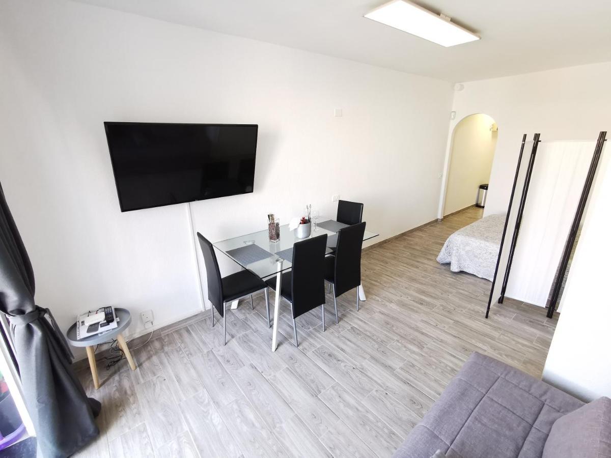 Sunny Apt With Terrace Coastal Area South Arona Арона Екстер'єр фото