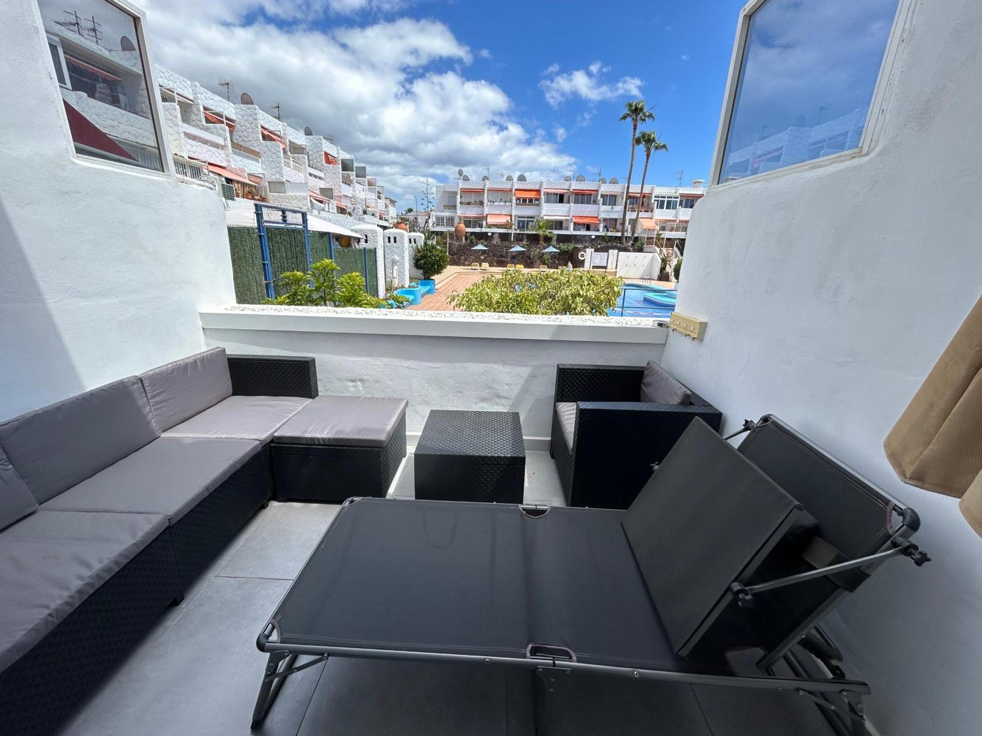 Sunny Apt With Terrace Coastal Area South Arona Арона Екстер'єр фото