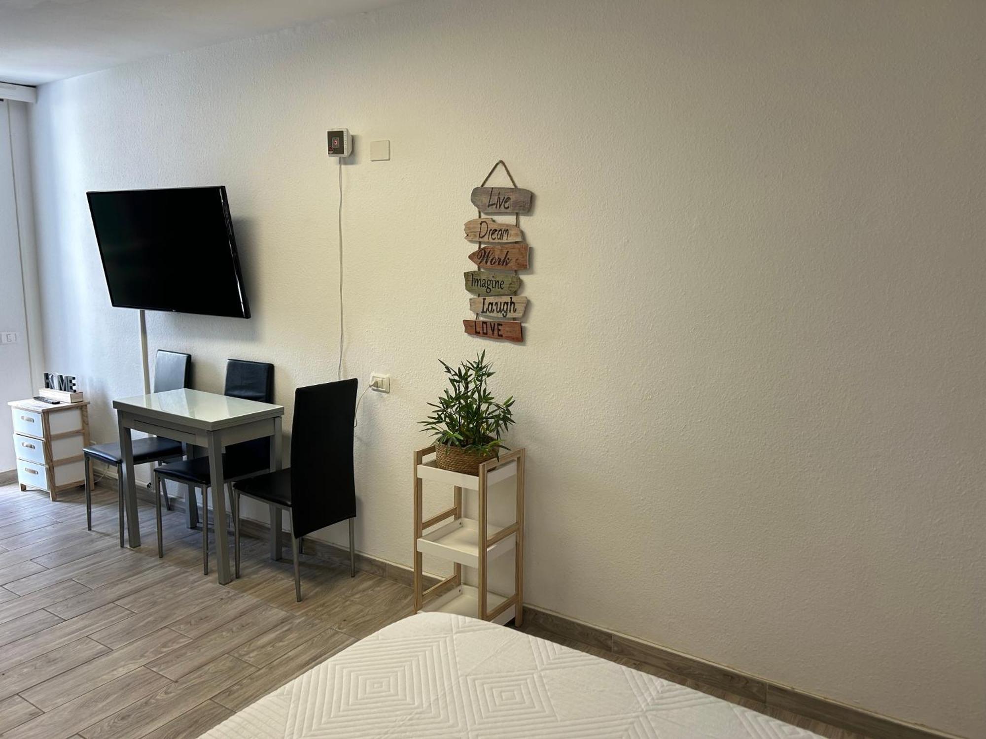 Sunny Apt With Terrace Coastal Area South Arona Арона Екстер'єр фото
